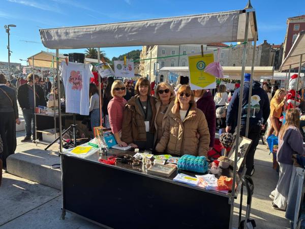 iwk split palmina stand MoSt