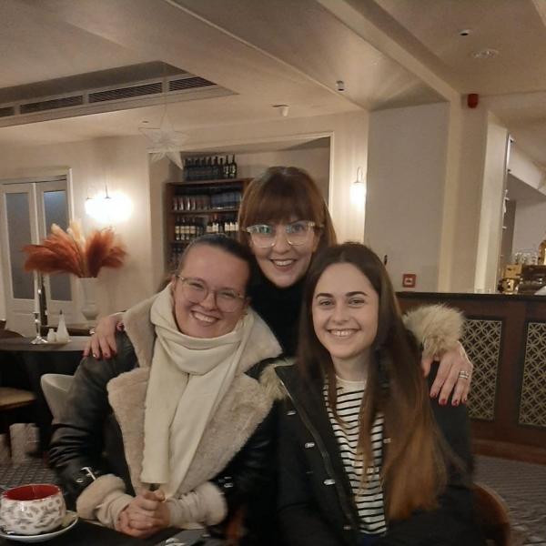 Predsjednica sa stipendisticama